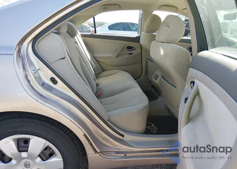 2007 Toyota Camry Le z USA, uszkodzony, nr VIN 4T1BE46K17U046333